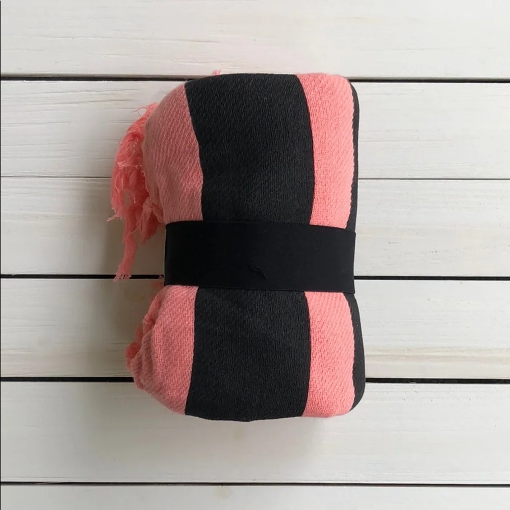 NWT VS PINK Beach Blanket